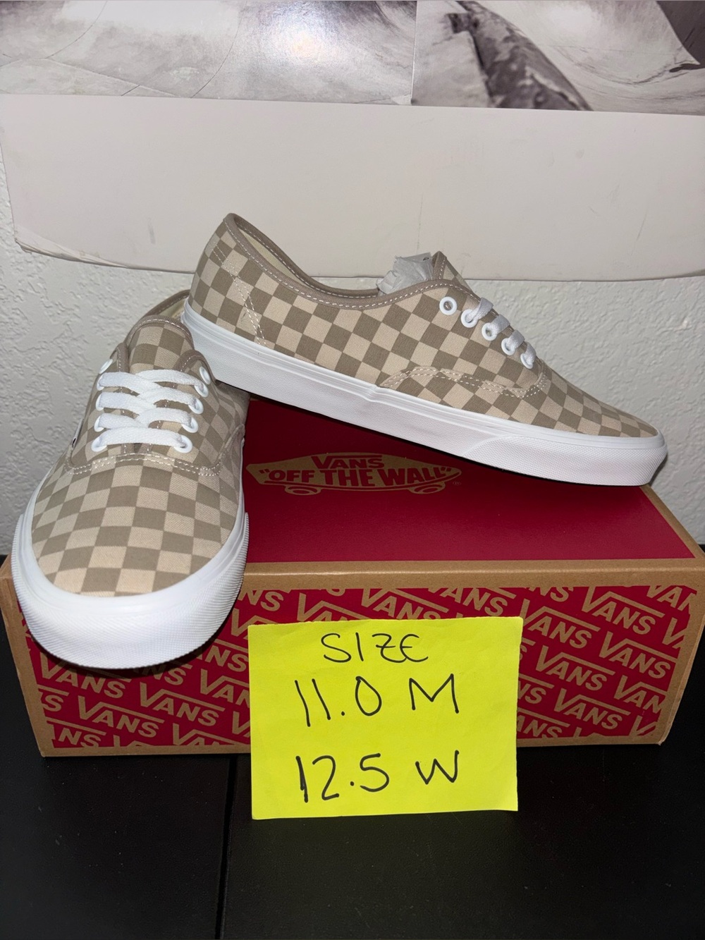 Vans Authentic sz 11.0 Men’s 12.5 Women’s